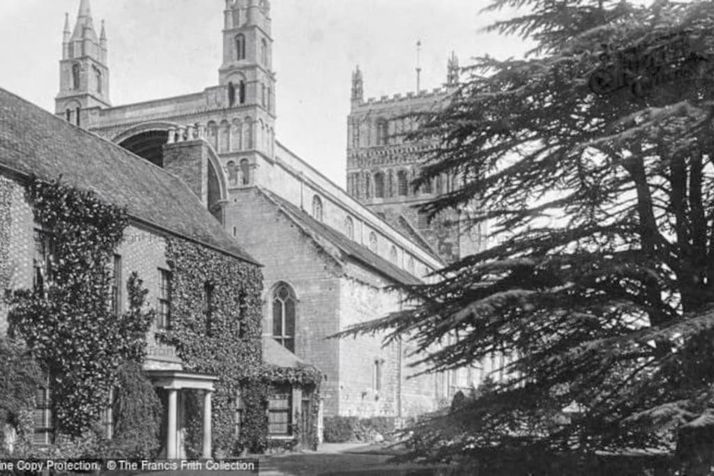 Riverside Cottage Tewkesbury Exterior photo